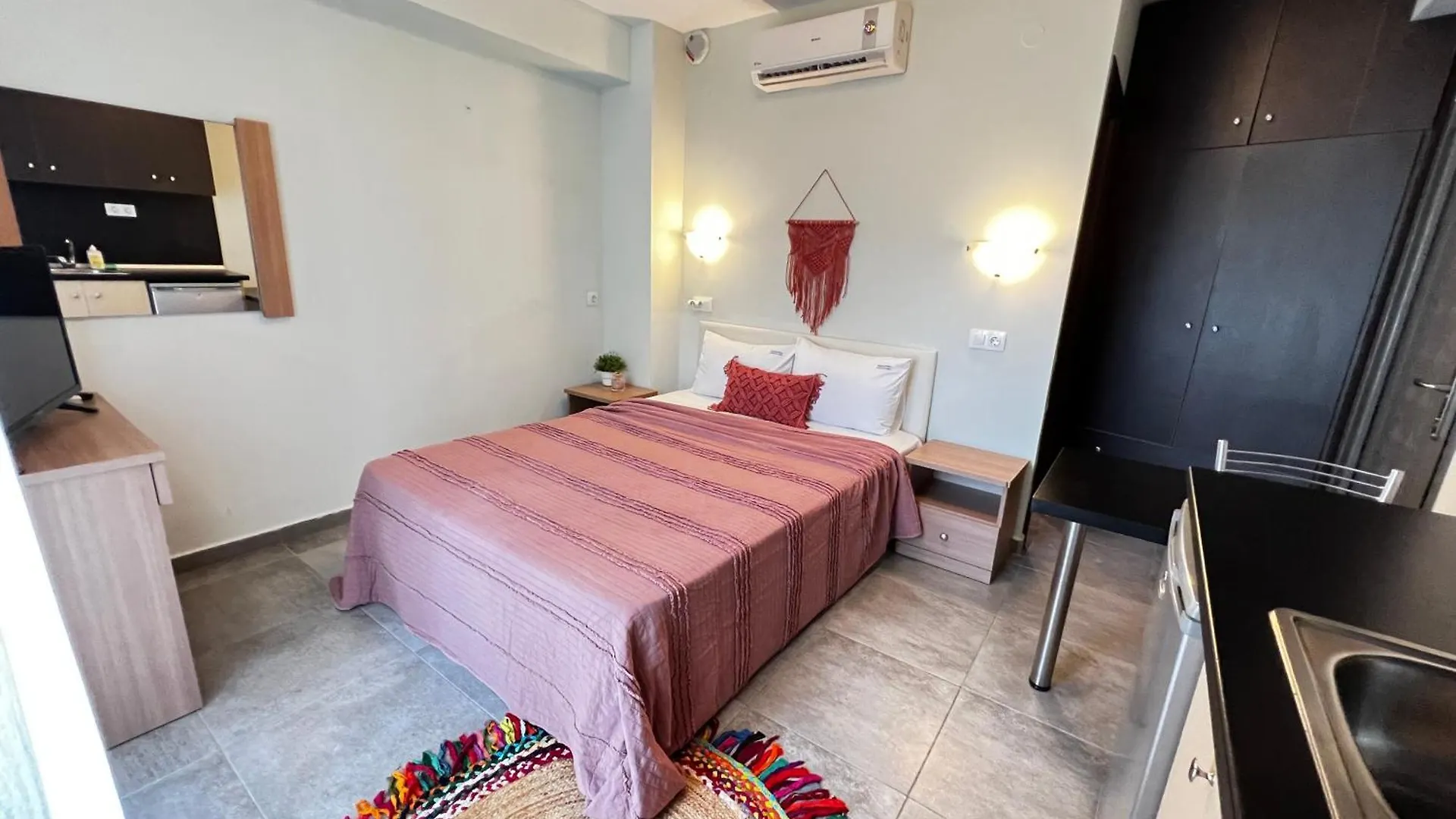 Apartament Nikiti Holidays